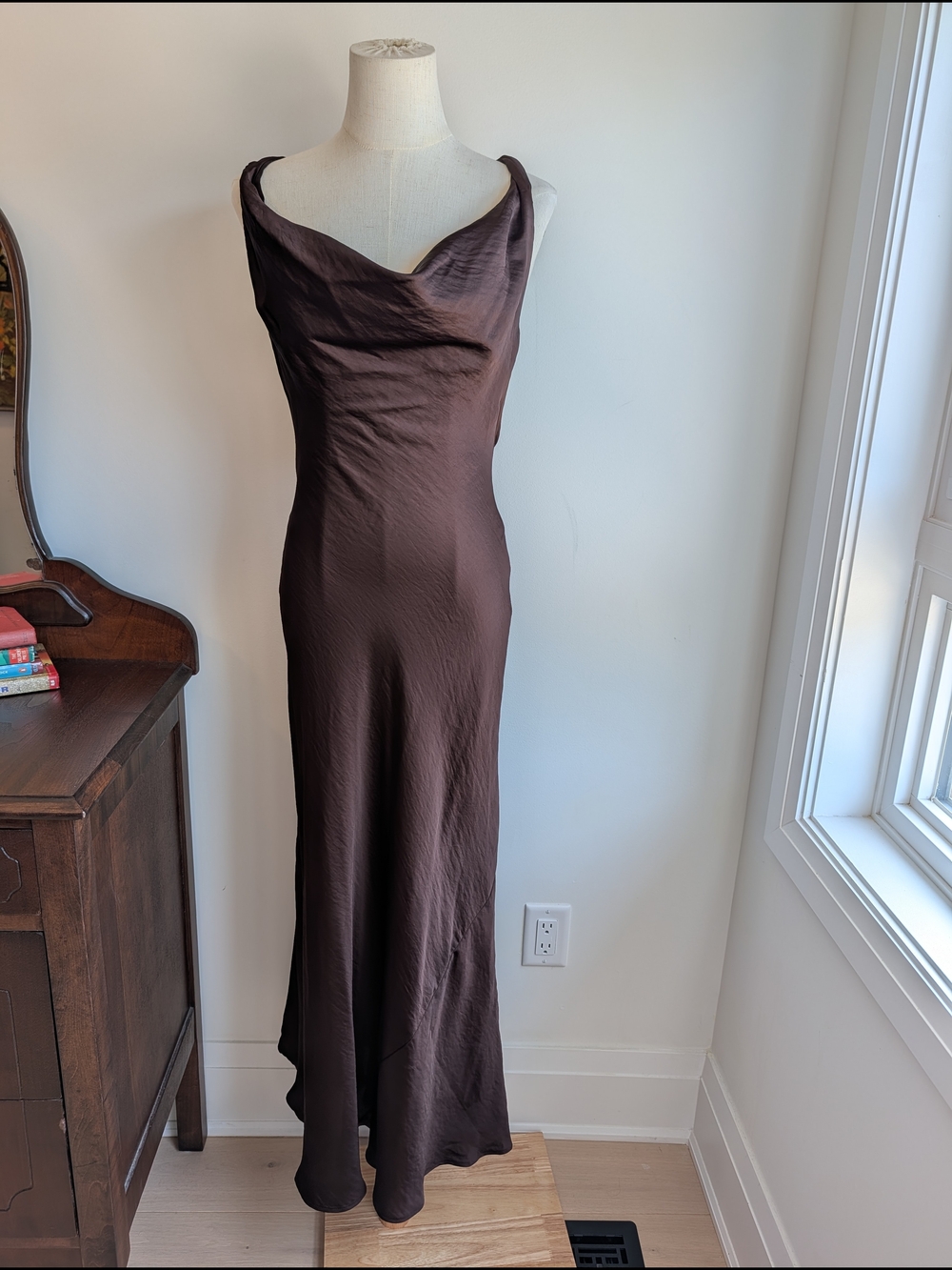Elegant Brown Cowl-Neck Satin Evening Dress